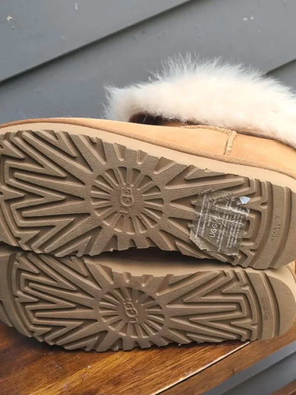 UGG Valentina Chestnut Suede Shearling Boots size 9